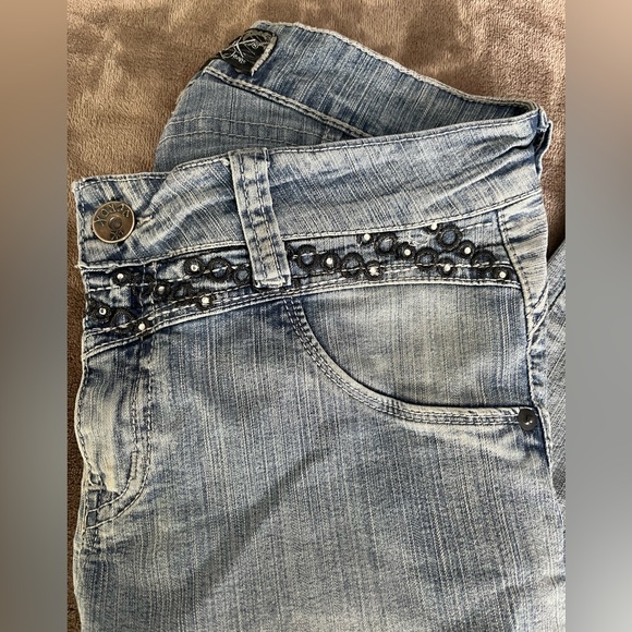 Jean capri Size 10 - Picture 3 of 7